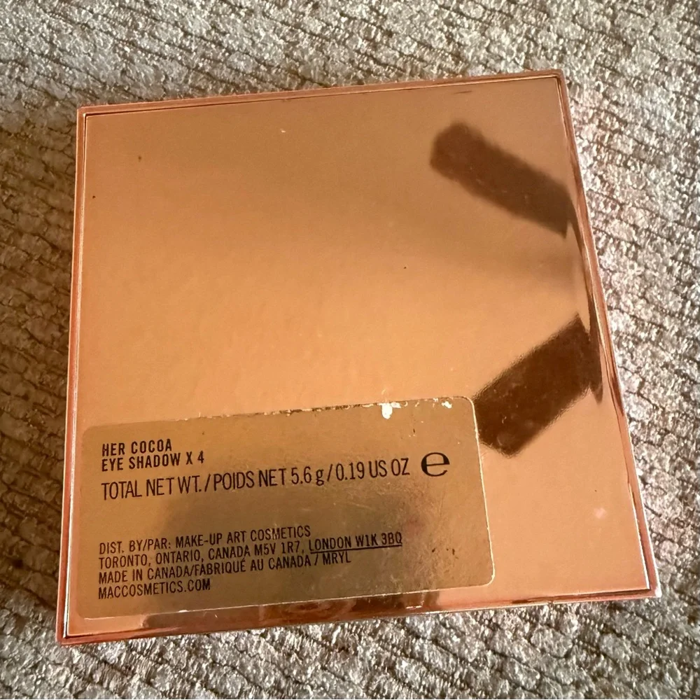 MAC Cosmetics RiRi Hearts MAC Her Cocoa Limited Edition pallet